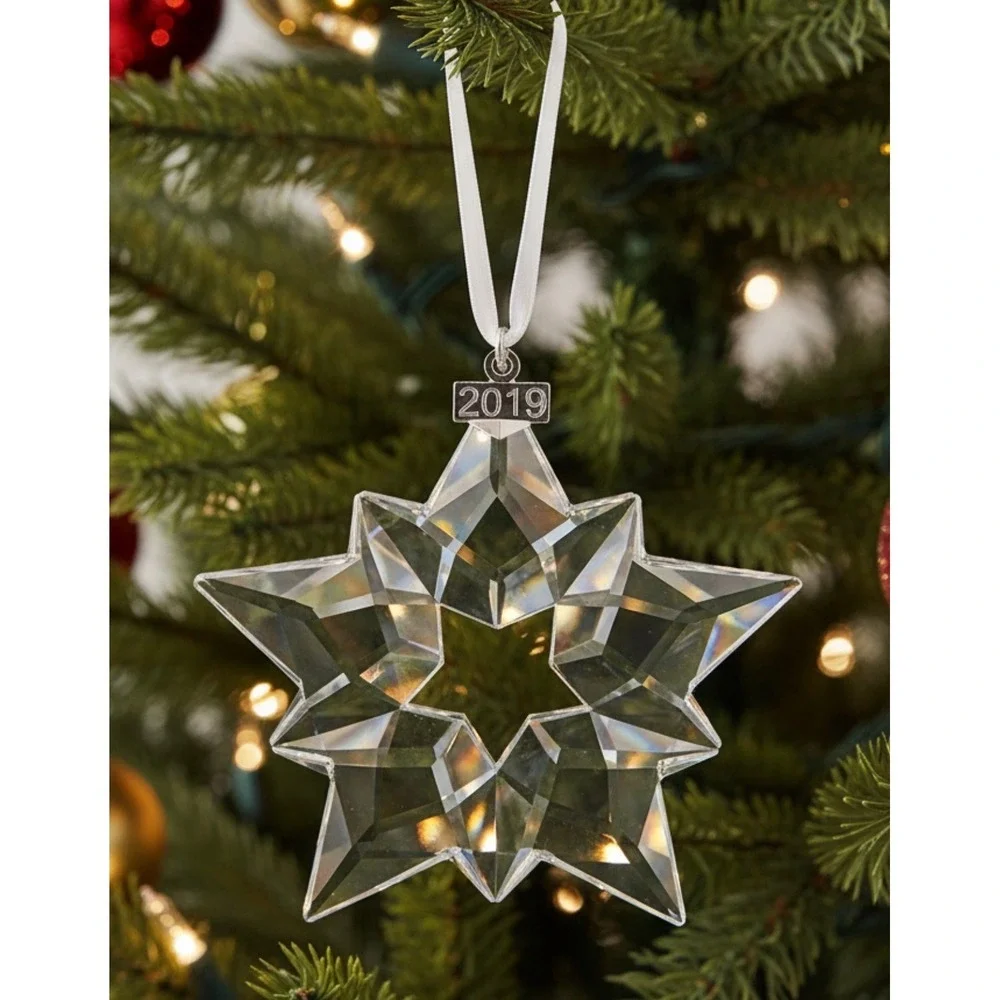 Swarovski Annual Edition 2019 Ornament Clear Crystal Star with Blue Box